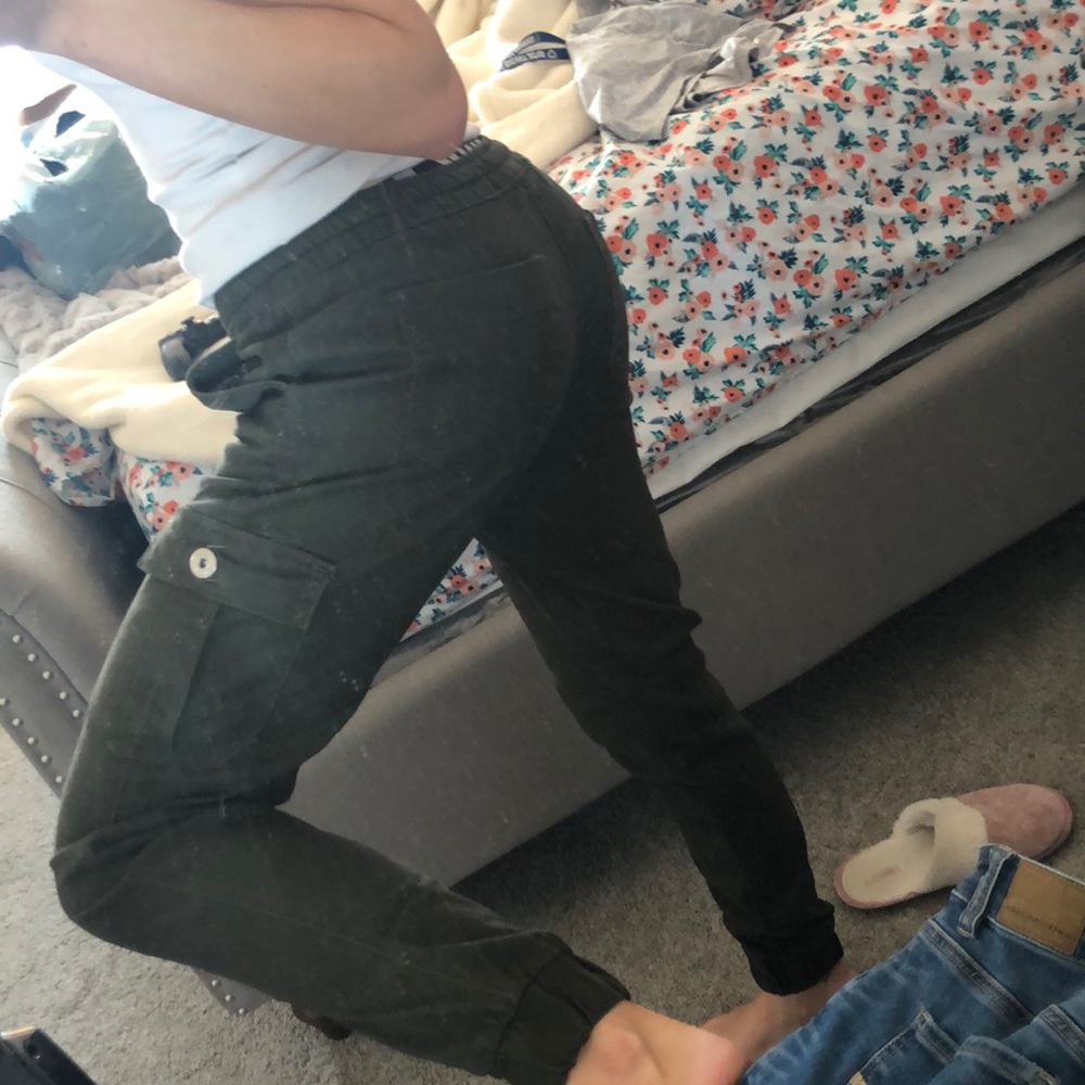 Joggers - Picture 4 of 7